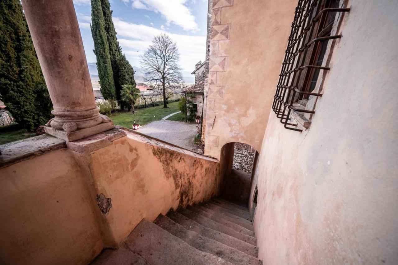 Ansitz Zinnenberg Appiano Sulla Strada Del Vino Exteriér fotografie
